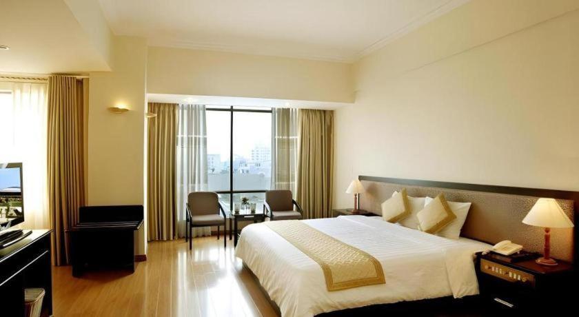 Bamboo Green Central Hotel Da Nang Exterior foto